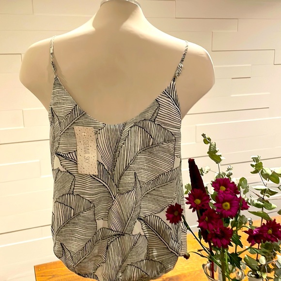 (2/$20) NWT Sienna Sky B+W Camisole L - Picture 2 of 9